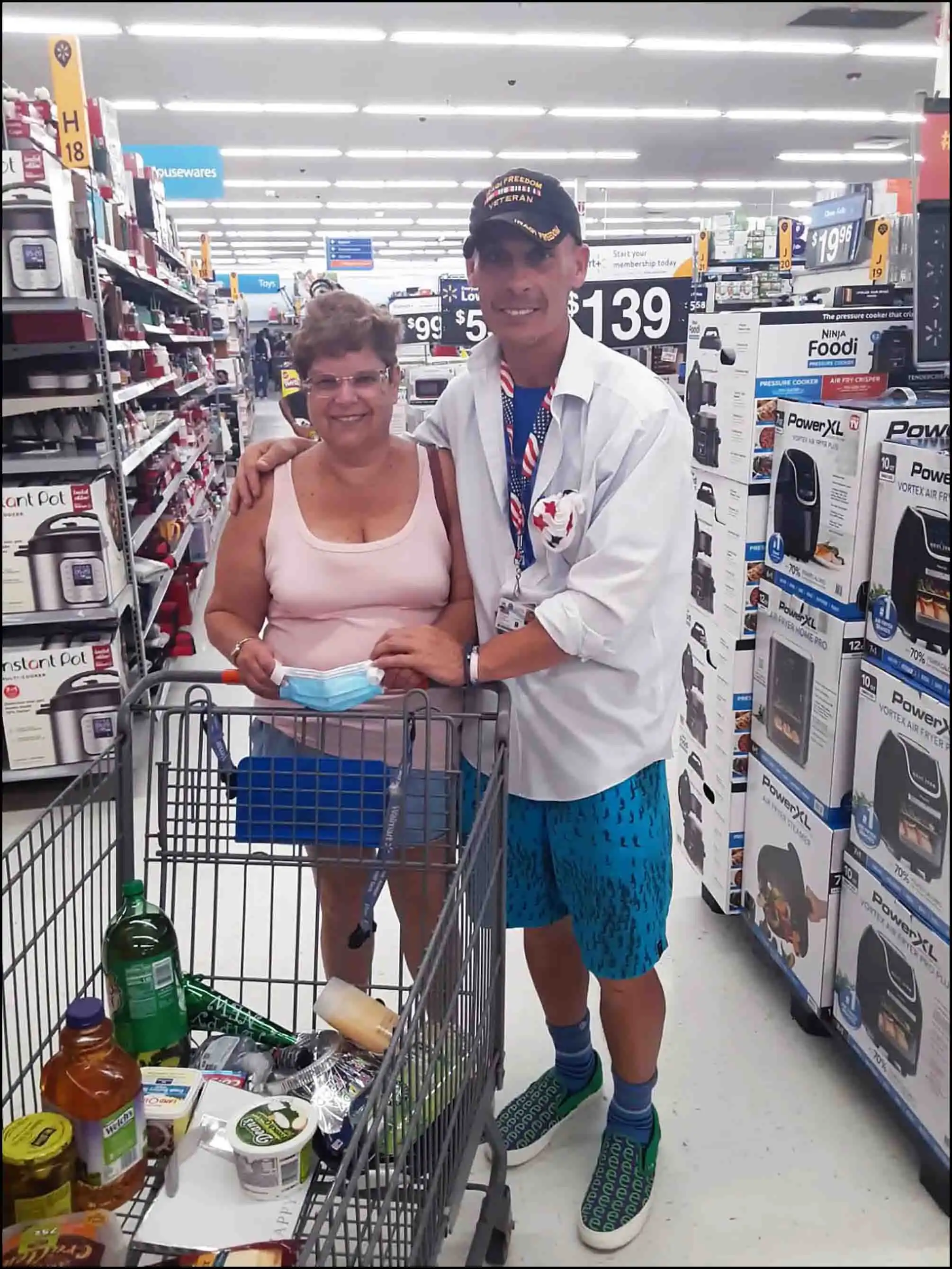 Nice to see CEO & Veteran David Haave with Florida families shopping 2022 -- David Haave